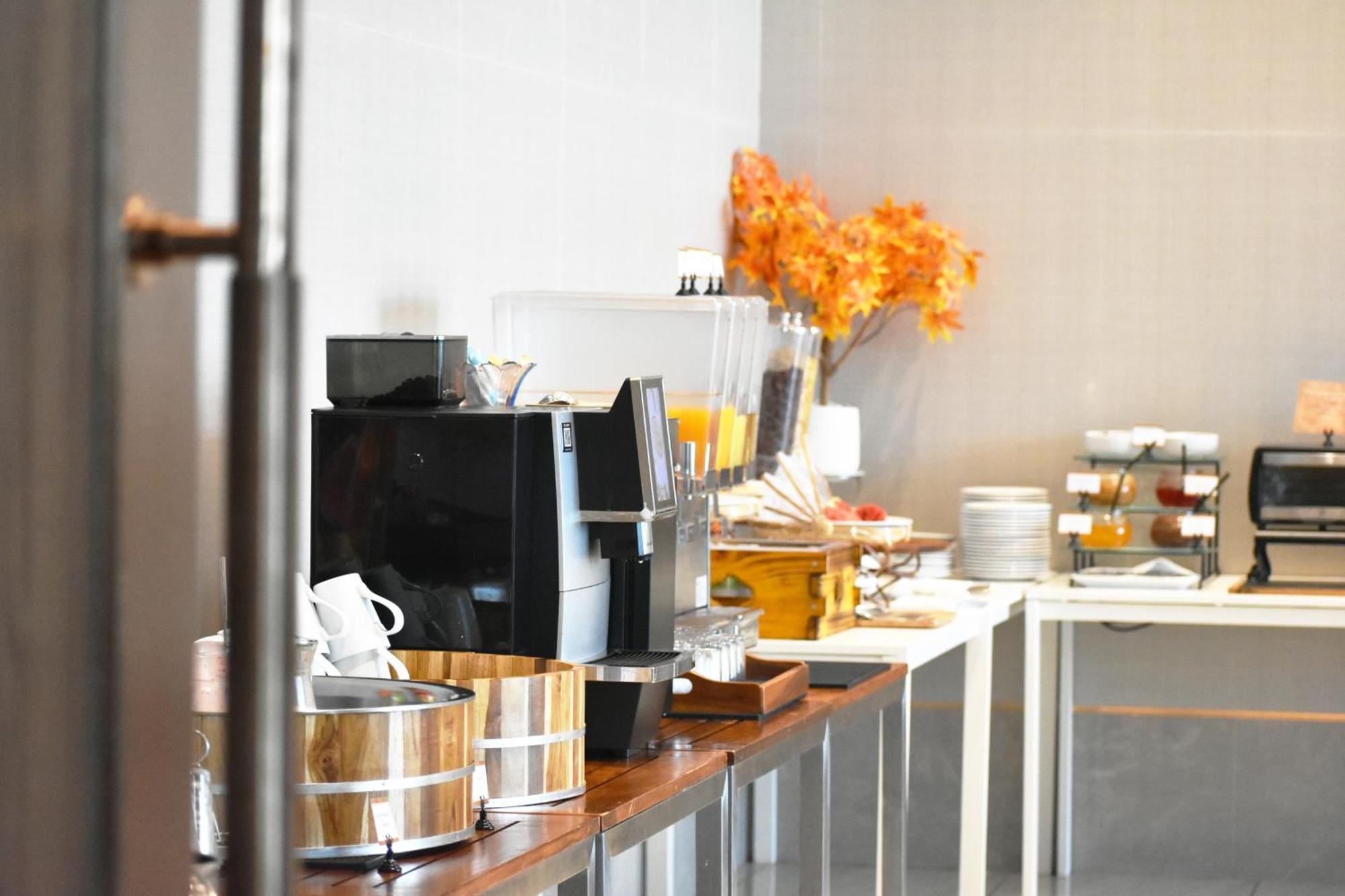 S Sriracha Hotel & Residence 是拉差 外观 照片
