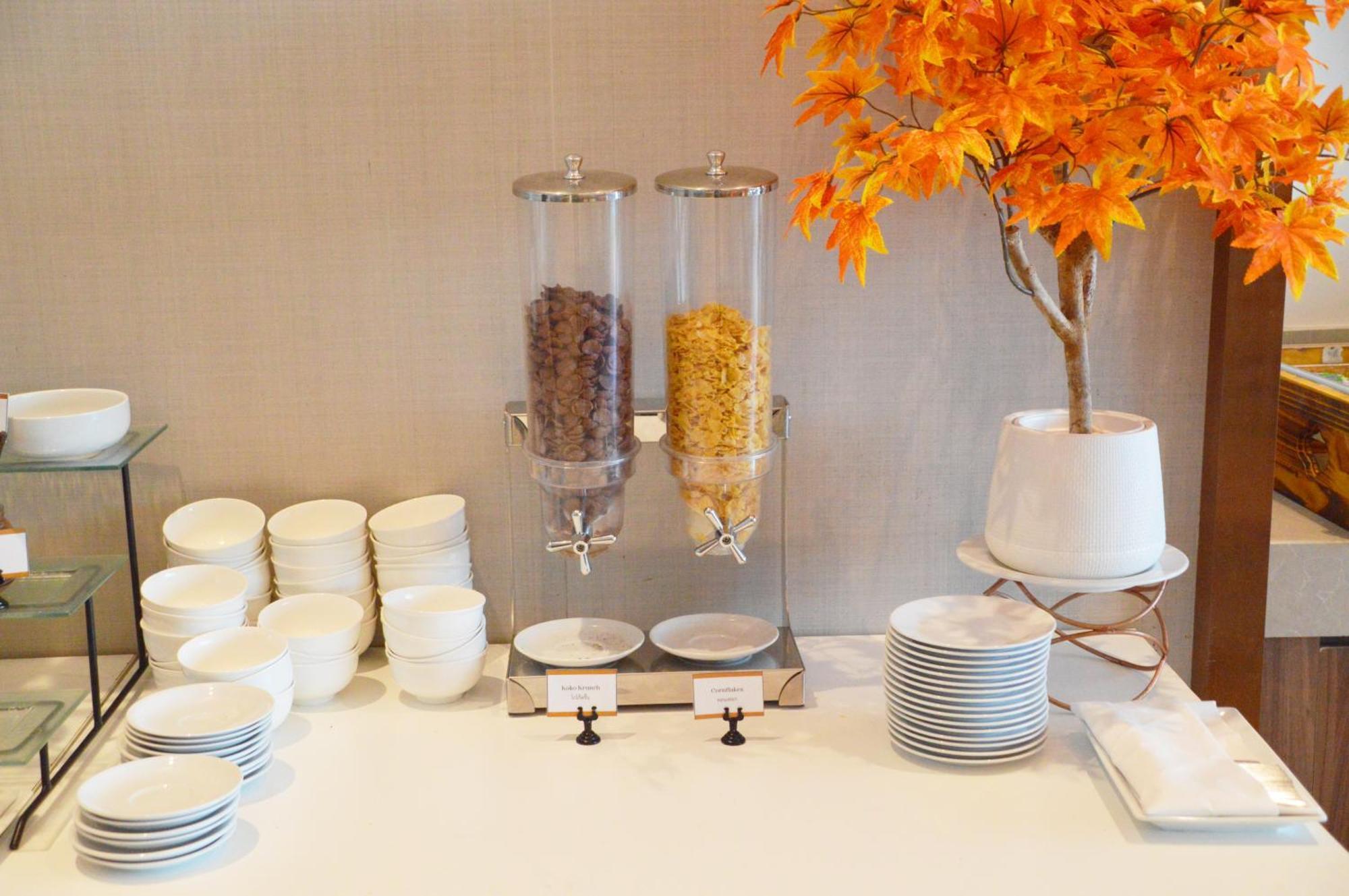 S Sriracha Hotel & Residence 是拉差 外观 照片