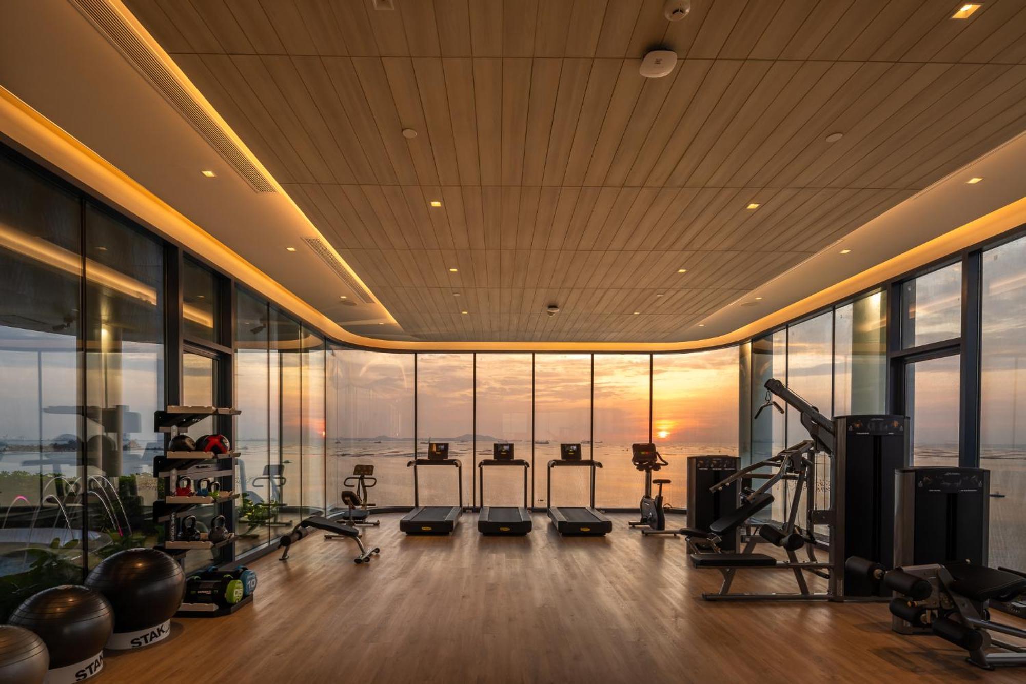 S Sriracha Hotel & Residence 是拉差 外观 照片